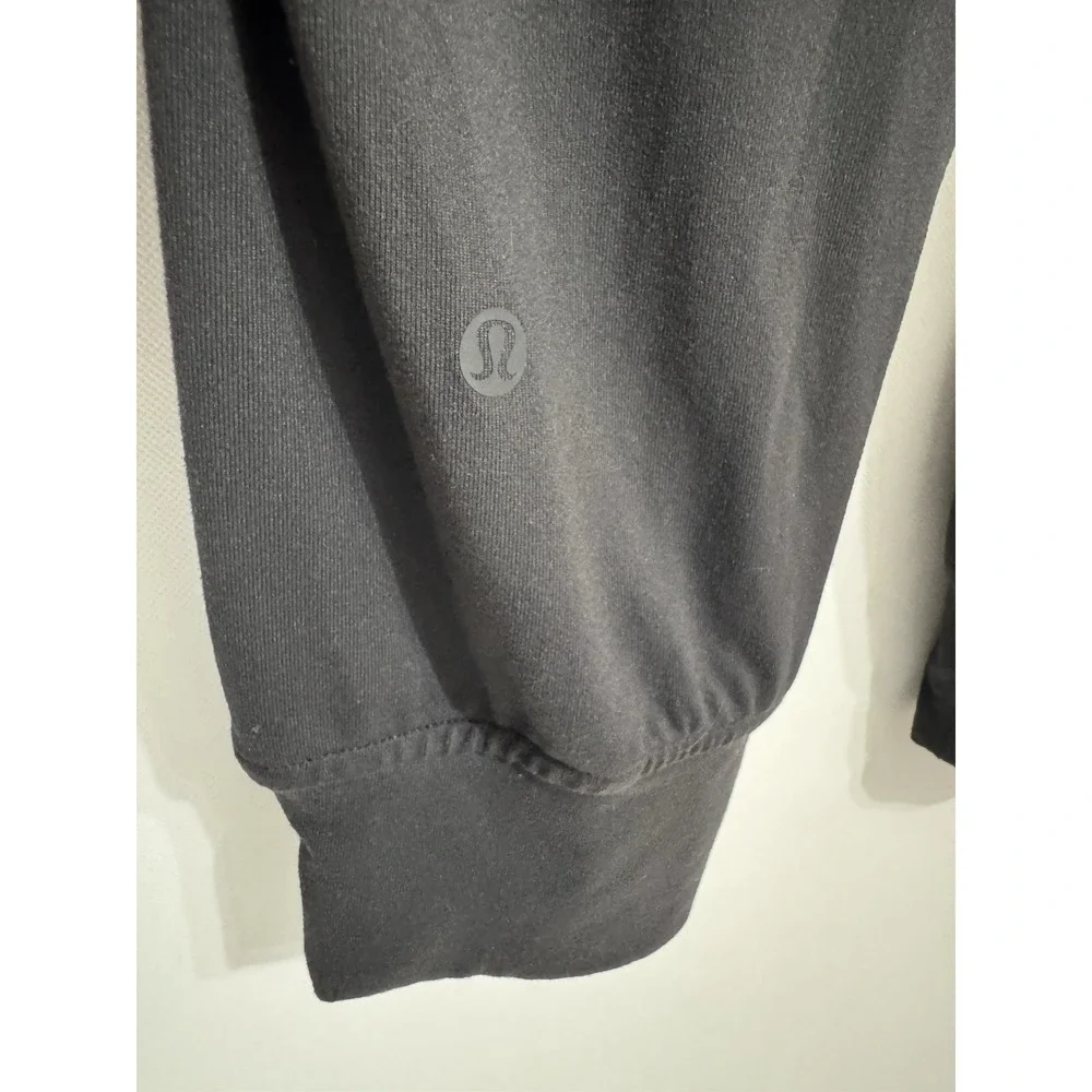 Lululemon Size 2 Pants Womens Black High Rise Crop Jogger Ready to Rulu